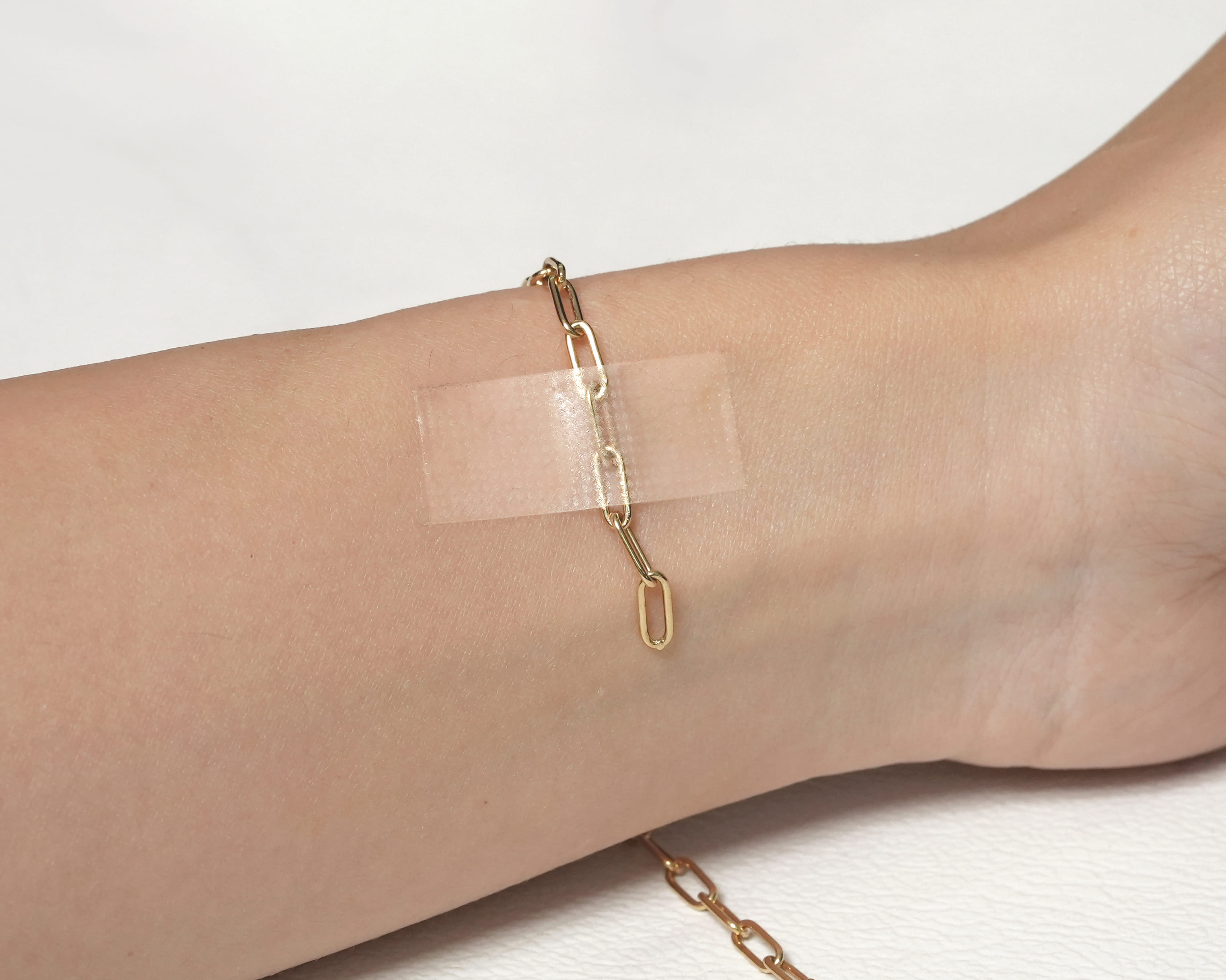 How to Put on a Bracelet by Yourself